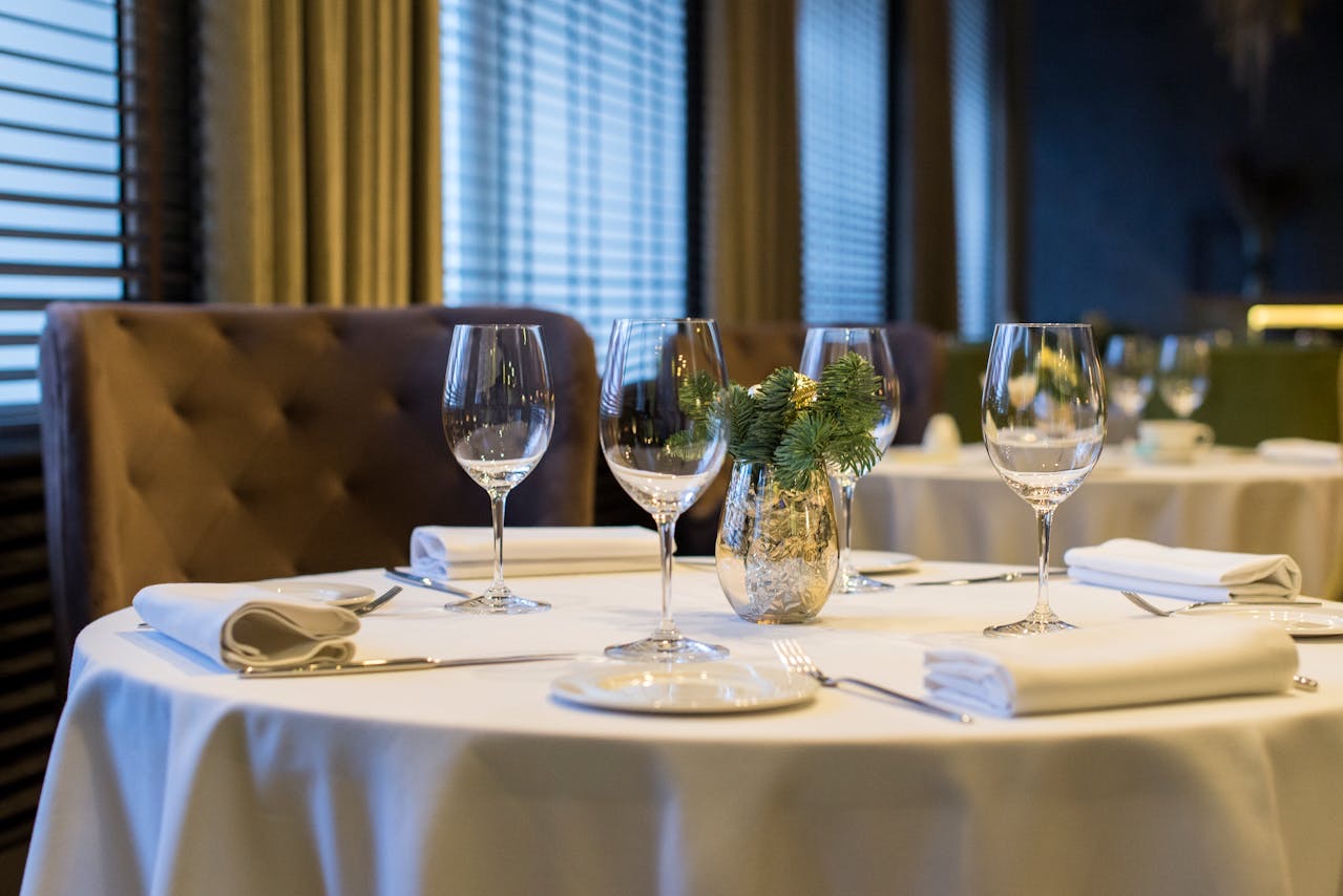 Lavandería para restaurantes: errores comunes que afectan a la higiene y los costes